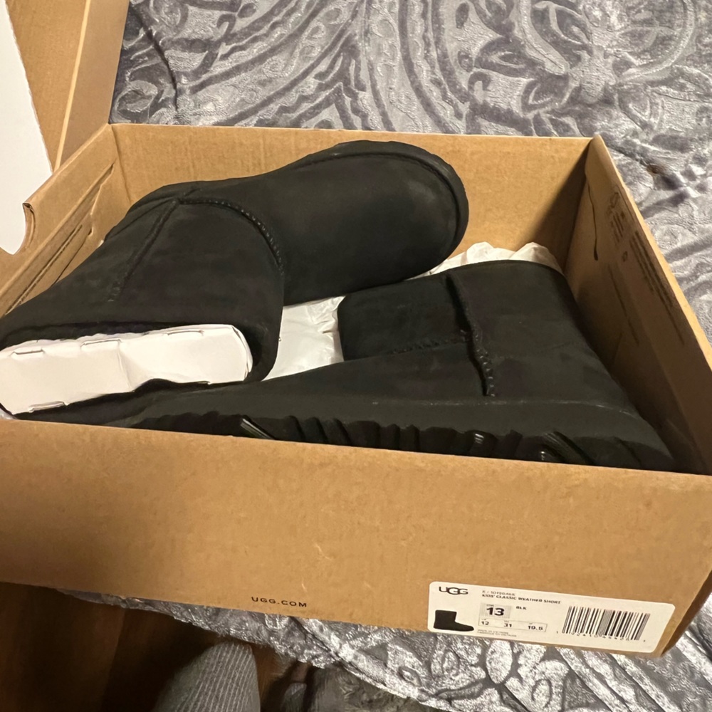 Girls Black Uggs Boots (Authentic) size 13